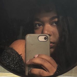 Meet your Posher, Alexandra